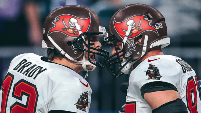 Bucs fans are dreaming that Brady and Gronk can re-create their New England magic in Tampa